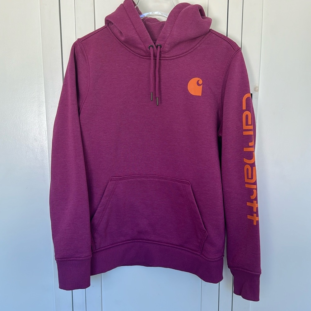 Women’s Small Pink Carhartt Pullover Hoodie, Orange Logos, excellent condition!